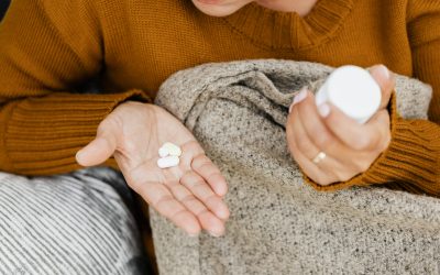 7 Peligros de automedicarse con ibuprofeno y otros AINEs